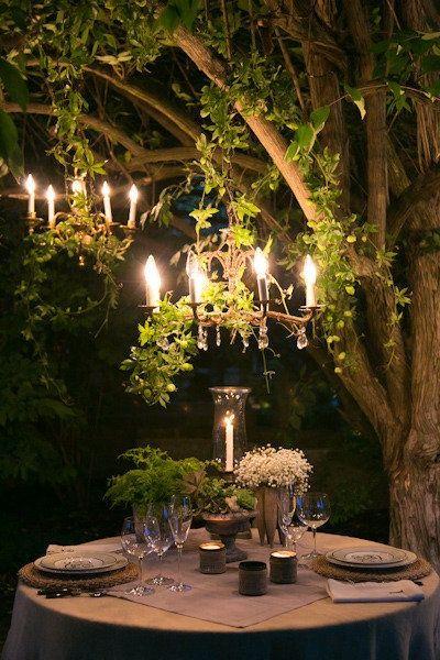 Romantic Dinner Table Ideas for Setting and Decoration | Founterior