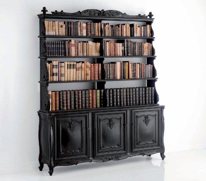 Wooden classic bookshelf, made by Chelini.