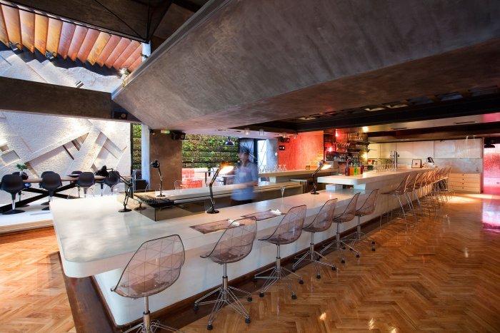 Coffee Shop Decor and Interior Design in Athens