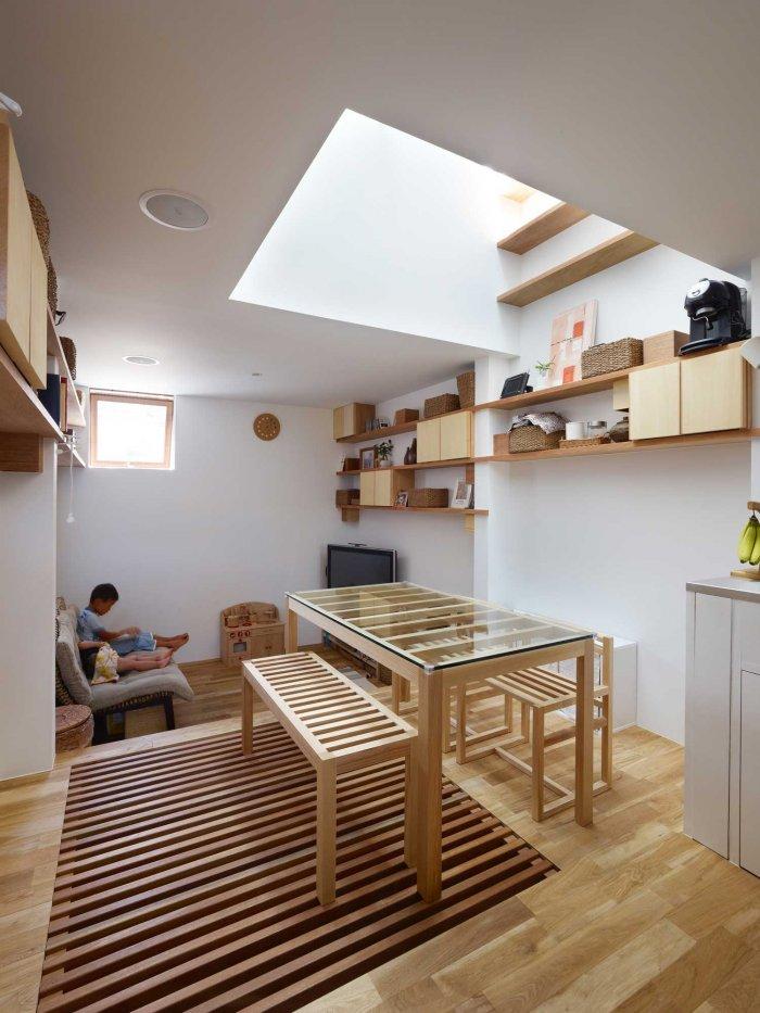 Japanese Minimalist Inside a Tiny House in Nada, Japan | | Founterior