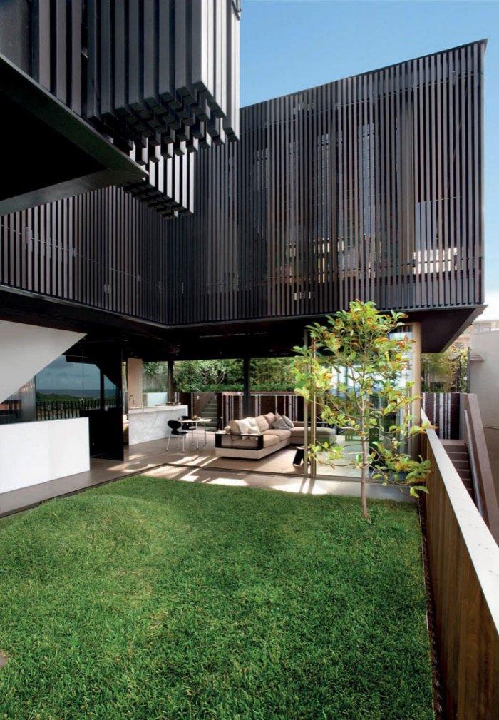 Home Yard - Impressive Luxury Designer Beach House Architecture