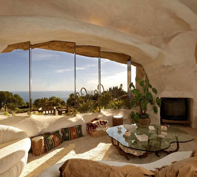 Fantastic Ocean View House Made of Stone in California