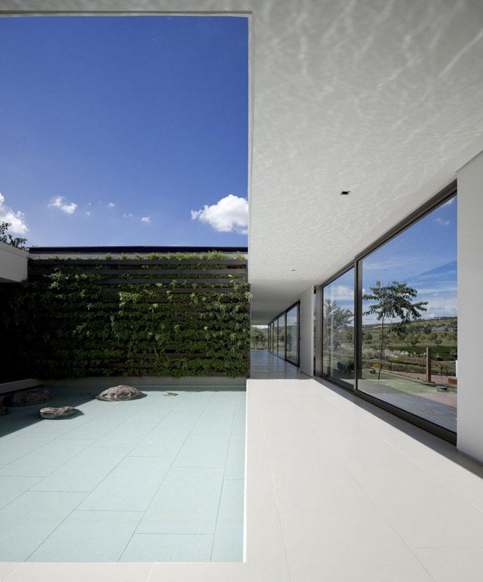 Open Hallway - Luxury Countryside Contemporary House near Sao Paulo