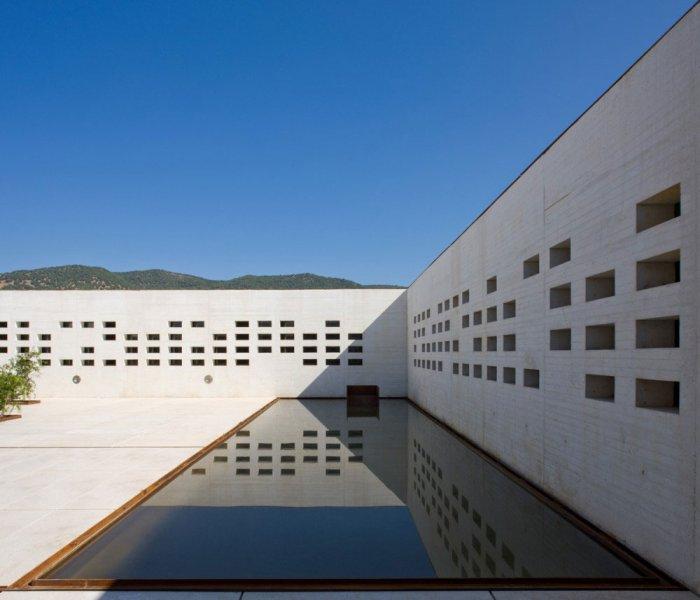 Patio Pool - The Madinat al-Zahra Museum - Spanish Architecture