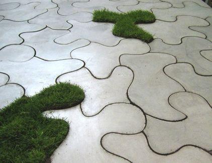 Fantastic Conrecrete Tiles Flooring for Garden Examples