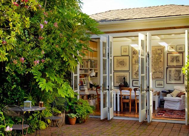 Garden Guide to Organizing your Patio and House Outdoors