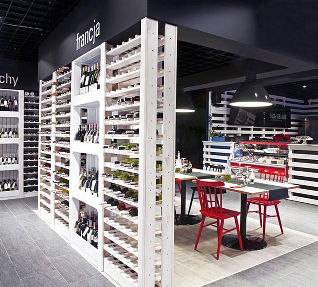 Cozy Wine Shop and Restaurant Design and Architecture