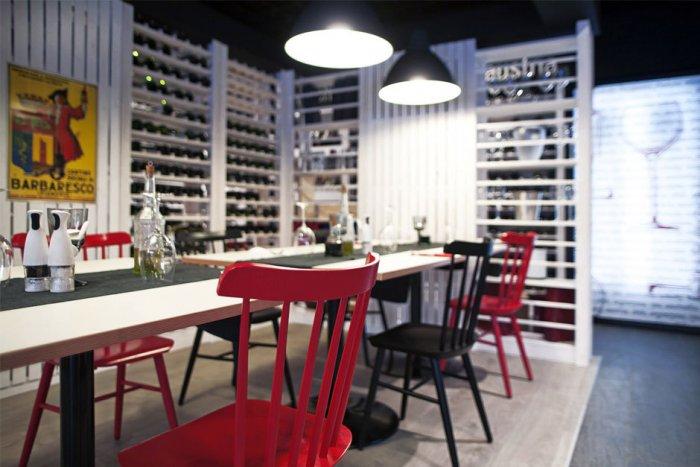 Cozy Wine Shop Tables Design and Architecture