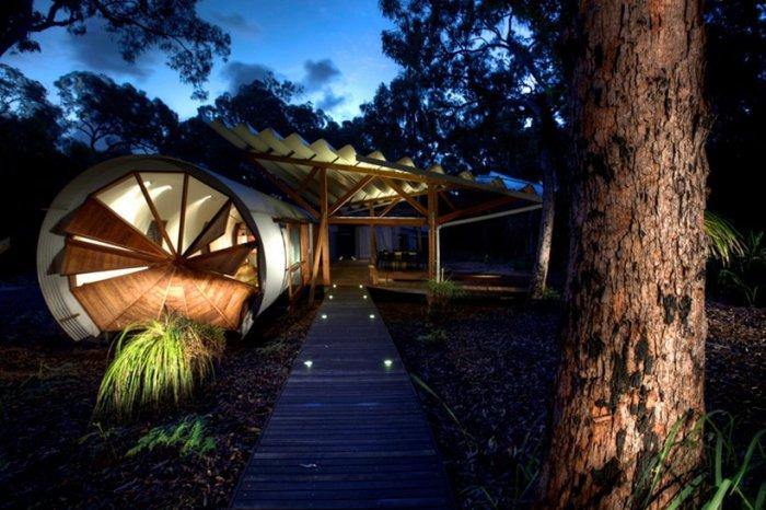 Stylish Family retreat located in the forest in Australia