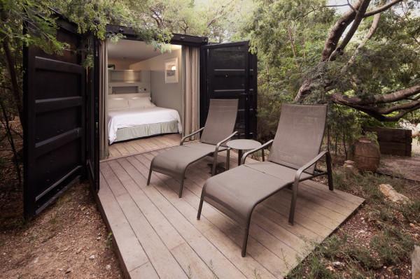 A secret bedroom in the forest - The Contemporary Architecture of a French Luxury House