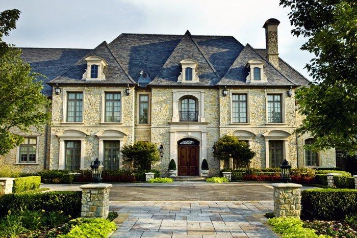 Contemporary luxury mansion - French Style Château Architecture - 14 Amazing Houses