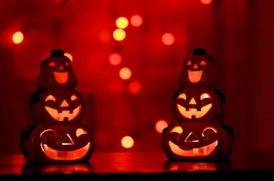 36 Spooky Halloween Decorating Ideas for Your Home