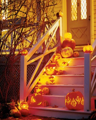 A Stairway of Pumpkin Lanterns - How to Decorate your Outdoor Areas for Halloween