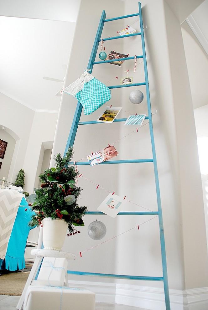 Advent calendar ladder-30 Easy and Simple DIY Christmas Decoration Ideas description –