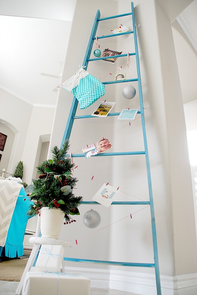 Advent calendar ladder-30 Easy and Simple DIY Christmas Decoration Ideas description – 