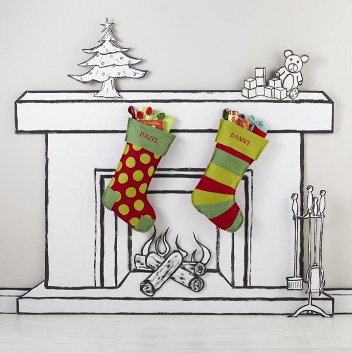 dot and striped stockings -20 Christmas Stockings Ideas that Cheer Up the Interior