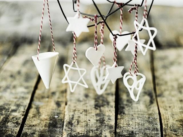  Little white Christmas decoration ornaments - Lovely Ideas with Scandinavian Touch