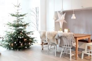 17 Scandinavian Examples of Christmas Home Decorations