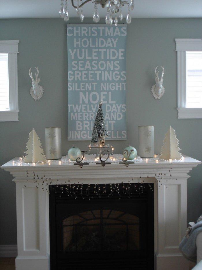 Fireplace decoration - 10 Simple and Elegant Christmas Decorating Ideas