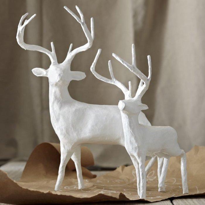 White papier-mache reindeer - Lovely Decorating Ideas with Scandinavian Touch