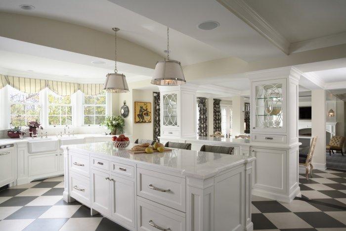 Wide kitchen cabinets for storage and family breakfasts - Stunning Family Mansion in Minnesota