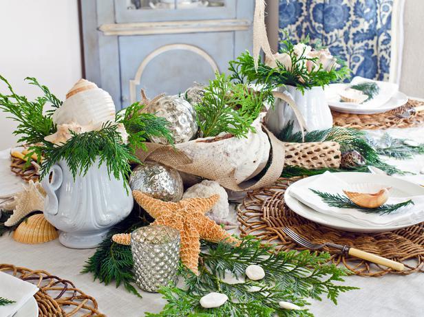 Bring the Beach to Christmas -36 Eye-Catching Ideas for a Holiday Table 