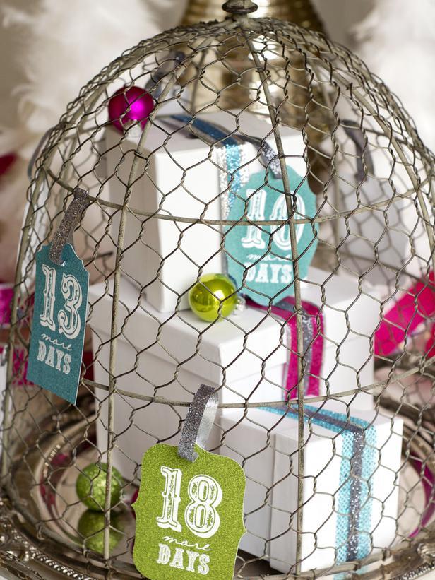 Christmas advent calendar made of bird cage and printable tags - 14 Charming Decoration Ideas for Cozy Homes