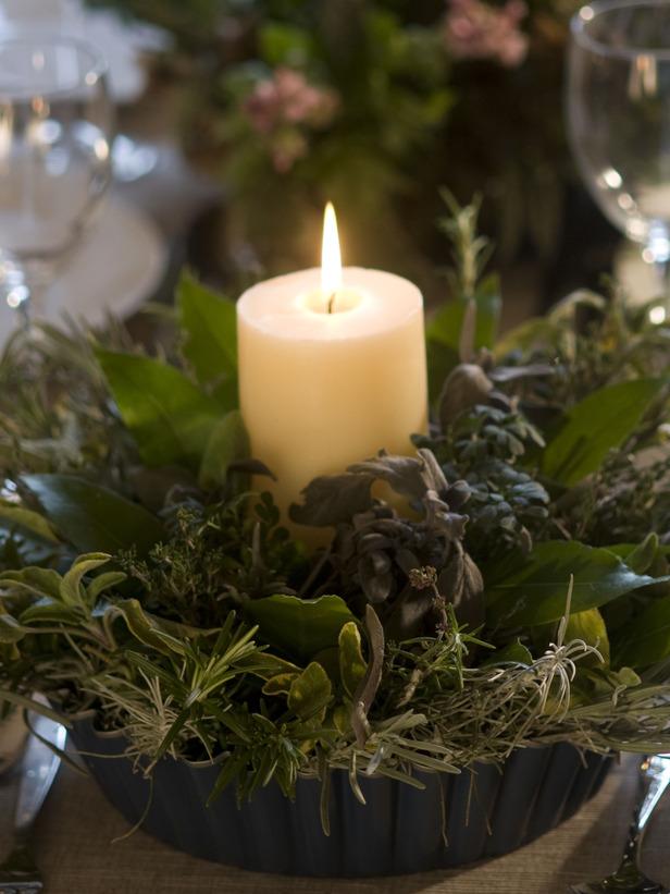  Herb Centerpiece -36 Eye-Catching Ideas for a Holiday Table 