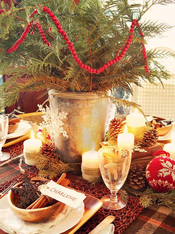 Rustic Charm -36 Eye-Catching Ideas for a Holiday Table 