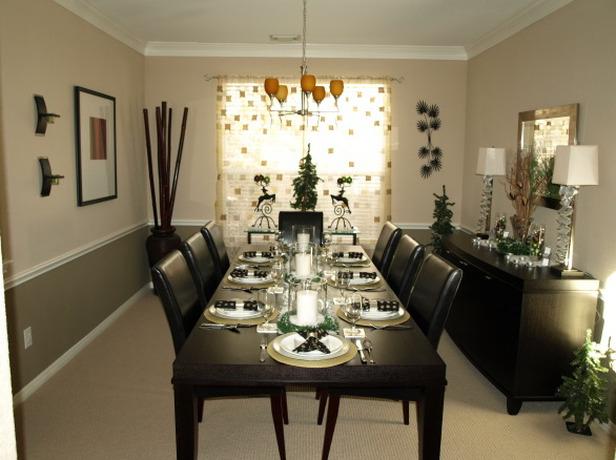 Black and white Christmas dining room interior - 24 Dazzling Settings for a Sparkling Holiday Night