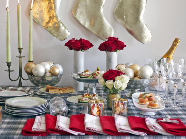 Christmas Table Decoration Ideas for a causal event