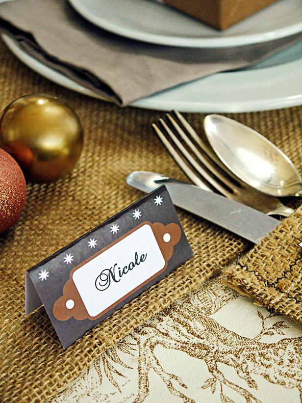 Simple place cards with names - An Elegant Christmas Table Setting with DIY Details