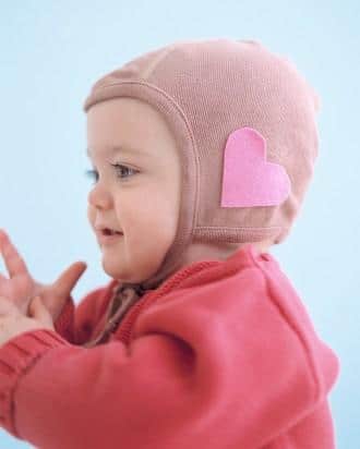 Felt-Heart Hat - 34 Fresh Valentine's Day Crafts for a Memorable Day