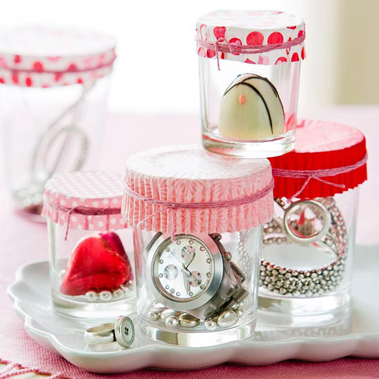 Red-and-White Show-Offs - Easy DIY Handcrafted Valentine's Day Decor