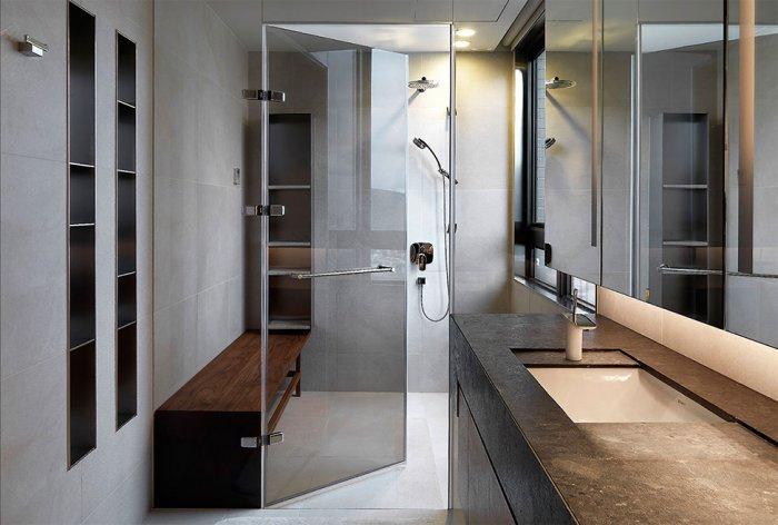 Modern luxurious bathroom design with wood and glass - Apartment Design by KCD Design Studio