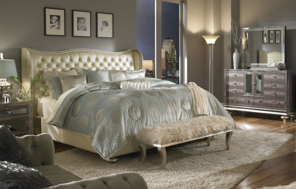 Romantic bedroom in pearl colored interior - 15 Tips for a Valentine's Day Interior