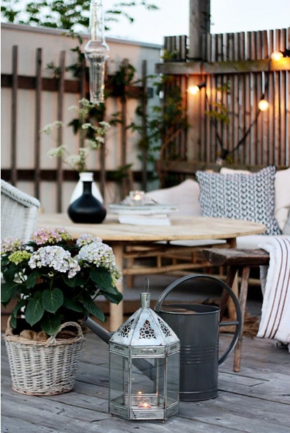 romantic-outdoor-corner-set-for-relaxation- Contemporary Outdoor Garden Ideas