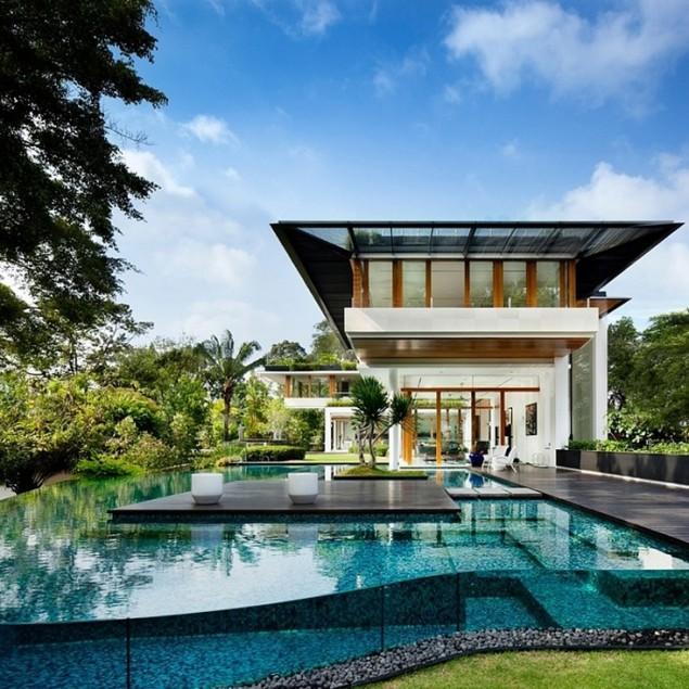 Residence in Singapore Displaying Luxurious Brilliance