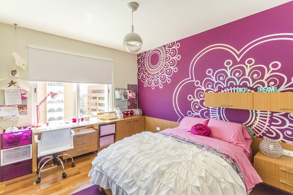 Pink girl bedroom