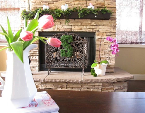 Pink tulips and purple orchids-Fantastic Easter Fireplace Mantle Decorating Ideas