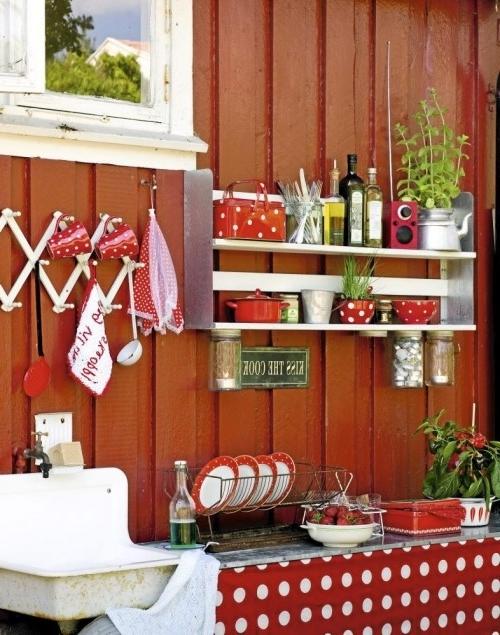 Summer villa - sweet kitchen in red with lovely vintage accents