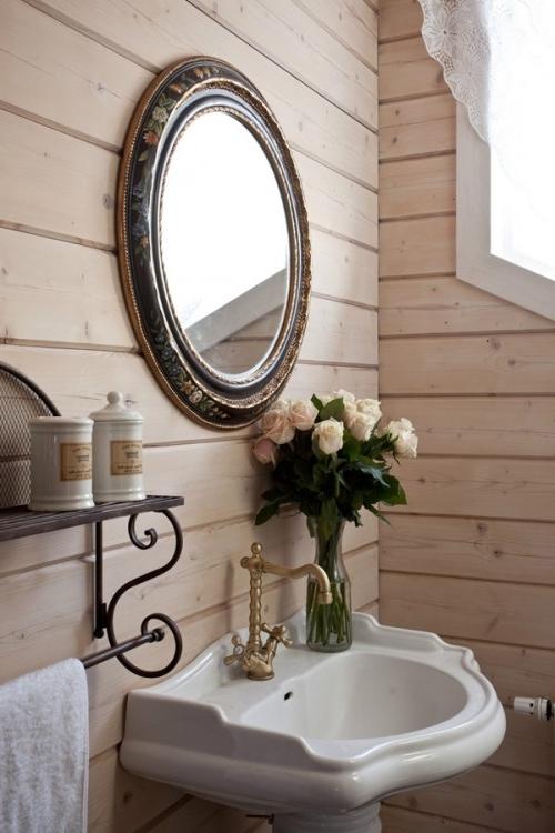 Summer villa - traditional bathroom design with vintage accents of wrought iron