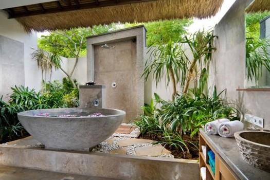 Tropical bathroom with plants