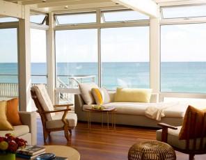Beach House with Impressive Decorative Elements