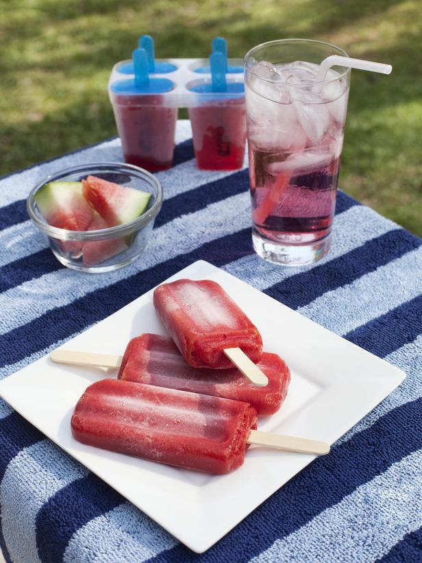 Tasty Popsicles that kids will love to have at the celebration of the Independce day