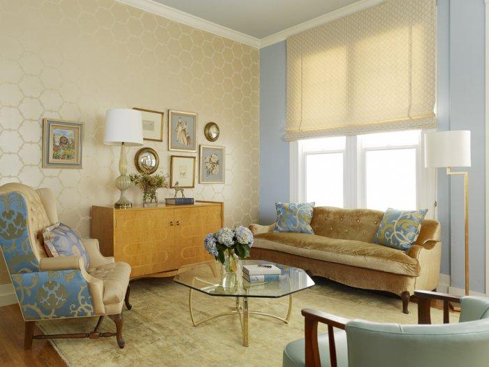 Traditional living room with girly interior and furniture look