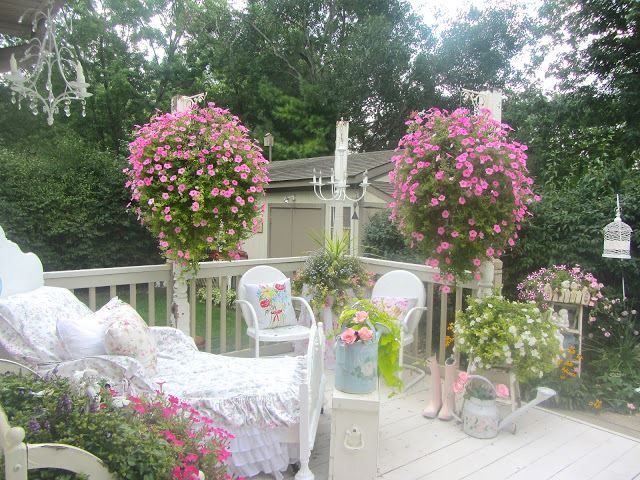 Shabby chic garden with patio furniture