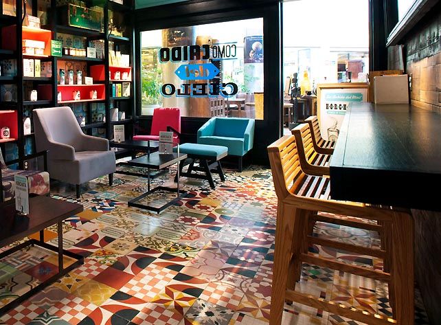 Cafe in Amsterdam - with modern colorful interior