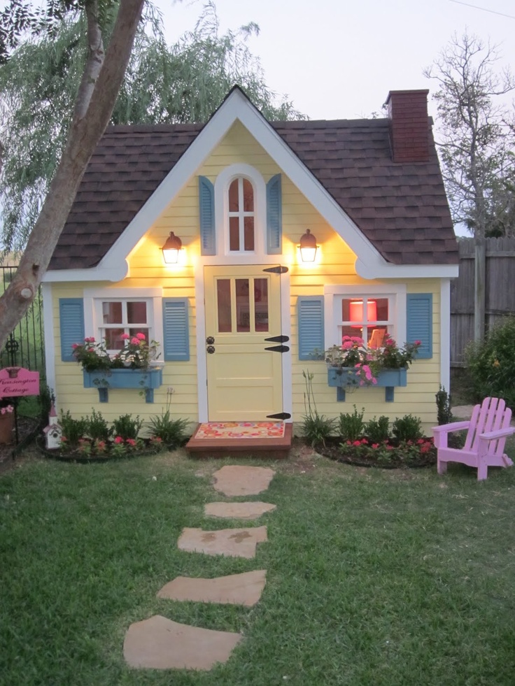 Courtyard Shed with beautiful garden path