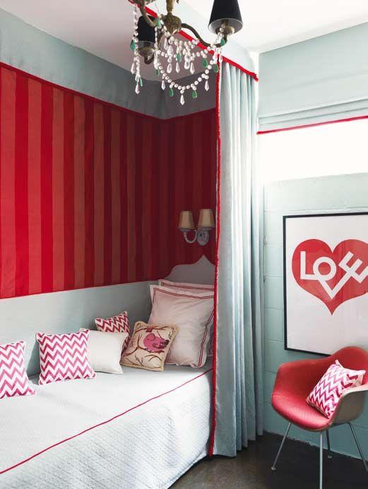 Girly teen bed - with love sign on the wall
